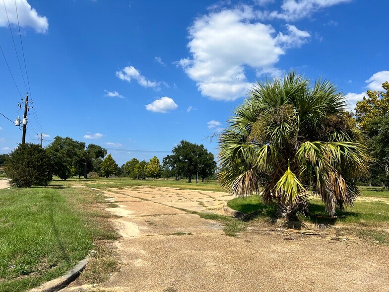 More Photos Of 100 Brady Dr, Biloxi Land For Sale