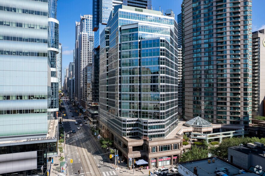 More Photos Of 655 Bay St, Toronto Office For Lease