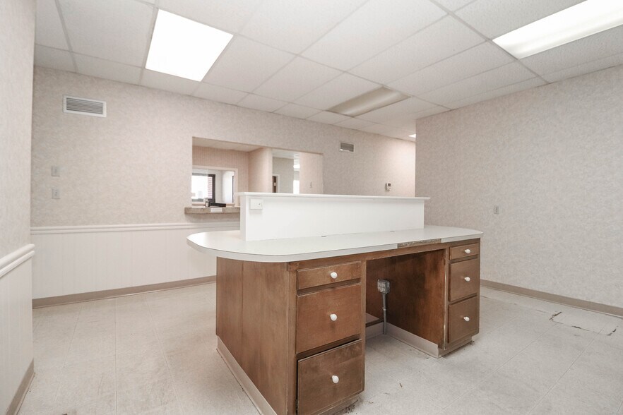 More Photos Of , Rockwell Medical For Lease