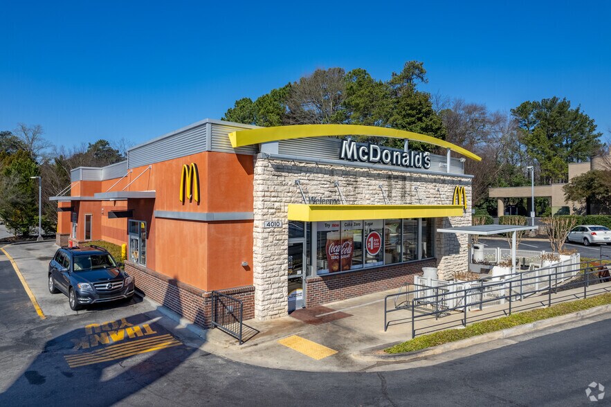 More Photos Of 3974 Peachtree Rd, Atlanta Unknown For Lease