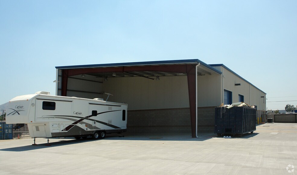 More Photos Of 10409 Alder Ave, Bloomington Warehouse For Sale