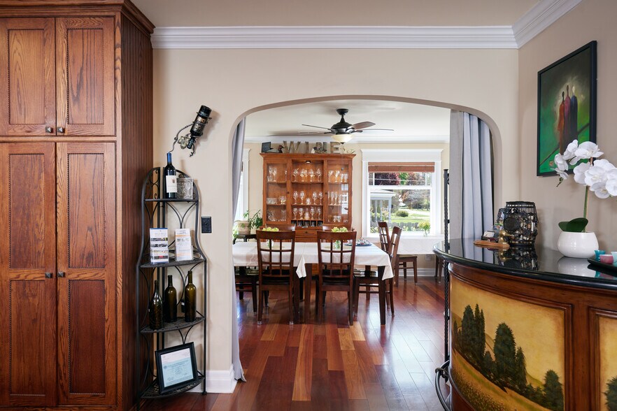 More Photos Of 527 Catherine St, Walla Walla Hospitality For Sale