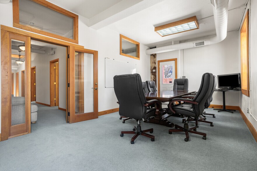 More Photos Of 431 Main St, Lyons Storefront Retail Office For Lease