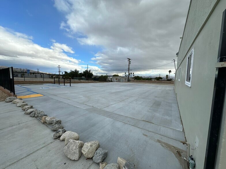 More Photos Of 66201 Pierson Blvd, Desert Hot Springs Storefront Retail Office For Sale