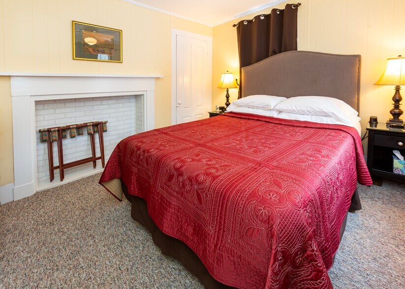 More Photos Of 715 State Highway 3, Bar Harbor Hospitality For Sale