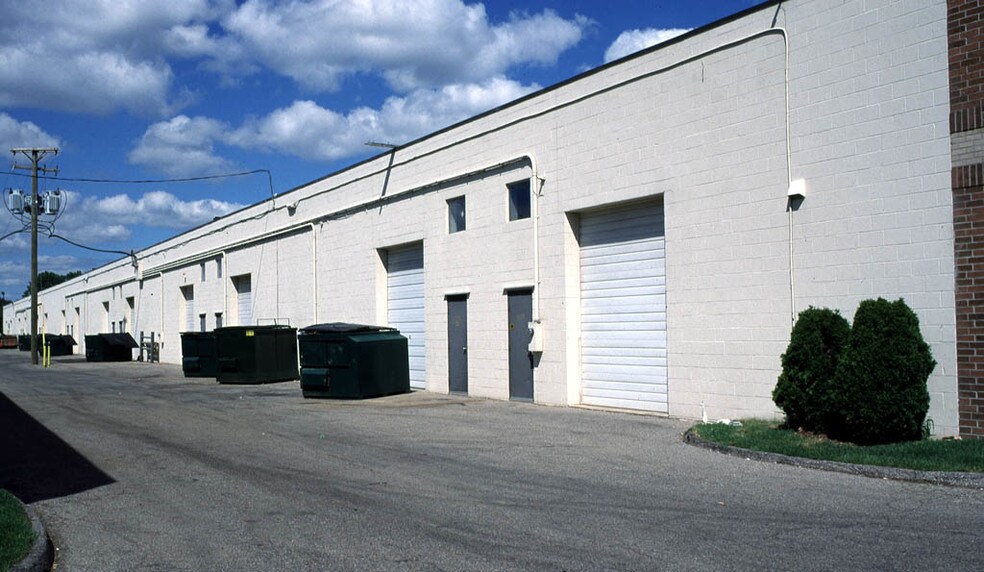 More Photos Of 25209-25235 Dequindre Rd, Madison Heights Unknown For Lease