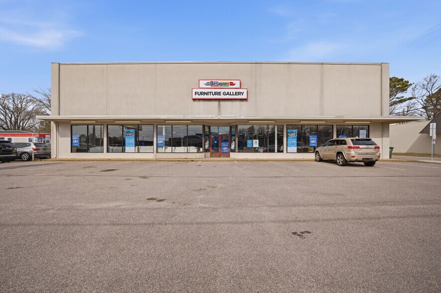 More Photos Of 6542 E Virginia Beach Blvd, Norfolk Freestanding For Lease