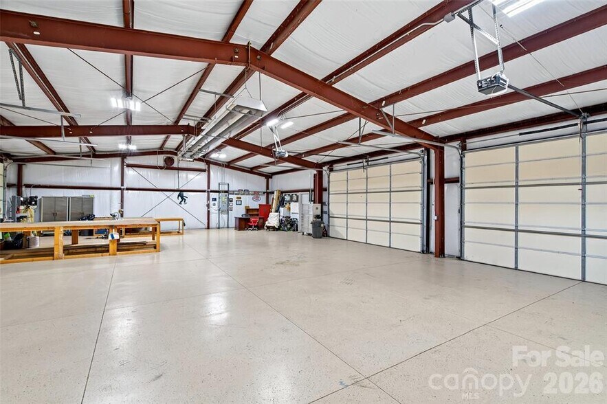 More Photos Of 533 Catawba River Rd, Old Fort Flex For Sale