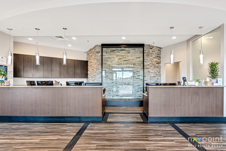 More Photos Of 85 Rio Grande Dr, Castle Rock Medical For Sale