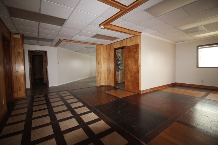 More Photos Of 13603 Topper Cir, San Antonio Warehouse For Lease