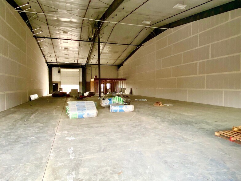 More Photos Of 11413 NE 126th St, Vancouver Unknown For Lease