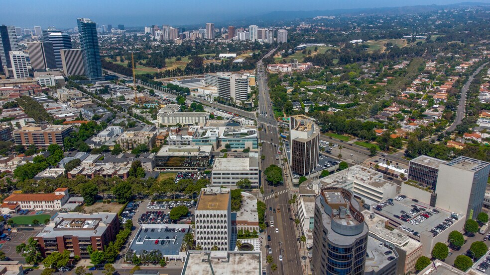 More Photos Of 9730-9732 Wilshire Blvd, Beverly Hills Medical For Lease