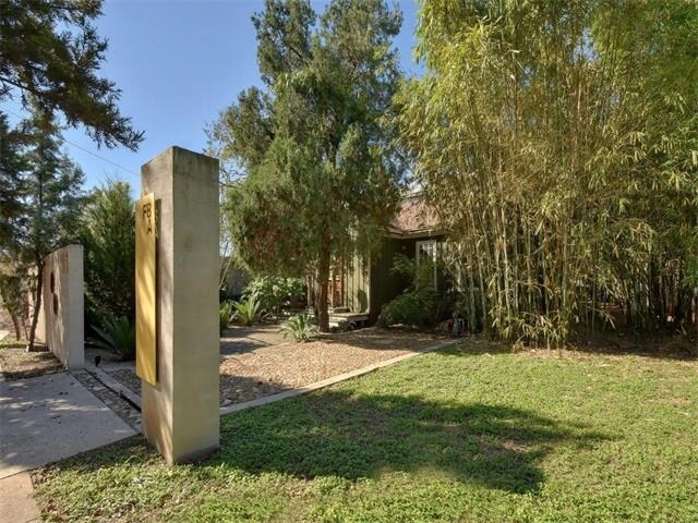 More Photos Of 638 Tillery St, Austin Office For Sale