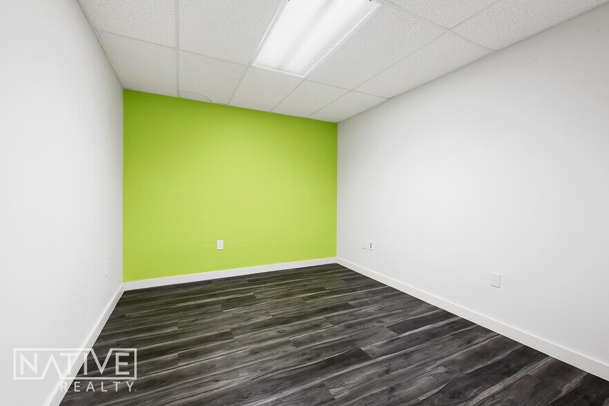More Photos Of 2817 E Oakland Park Blvd, Fort Lauderdale Office For Sale