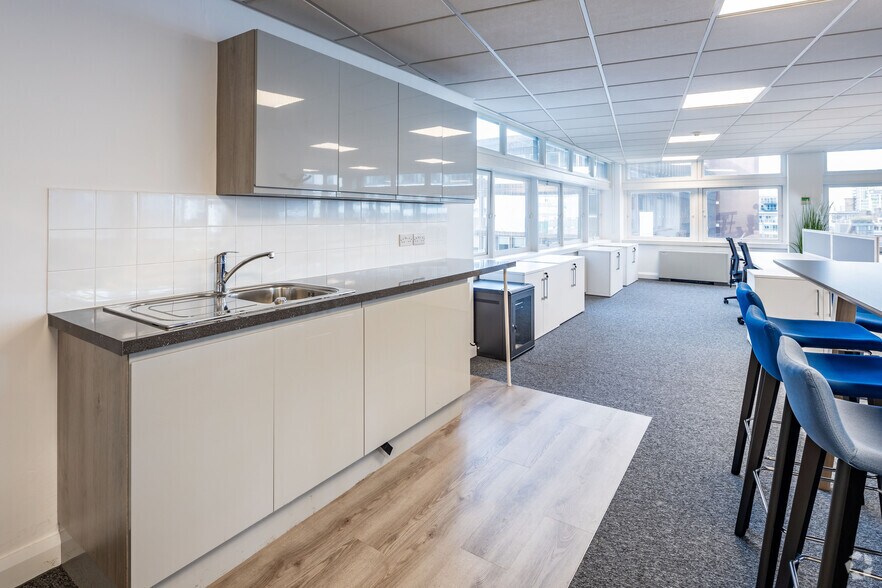 Photo of 5th Floor Ste North Wing