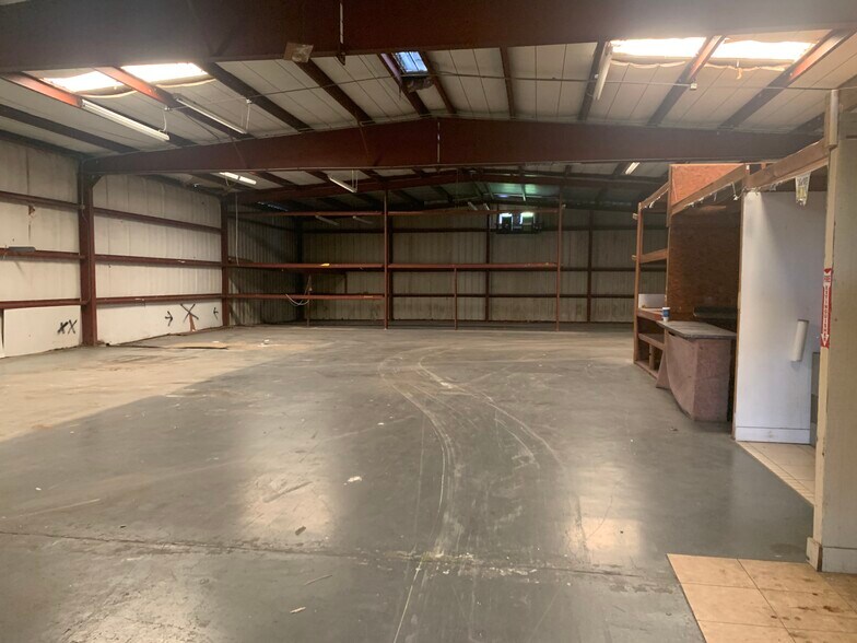 More Photos Of 3710 Us Highway 92 E, Lakeland Warehouse For Sale