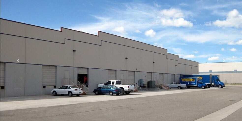 More Photos Of 2240 S Cole Rd, Boise Warehouse For Lease
