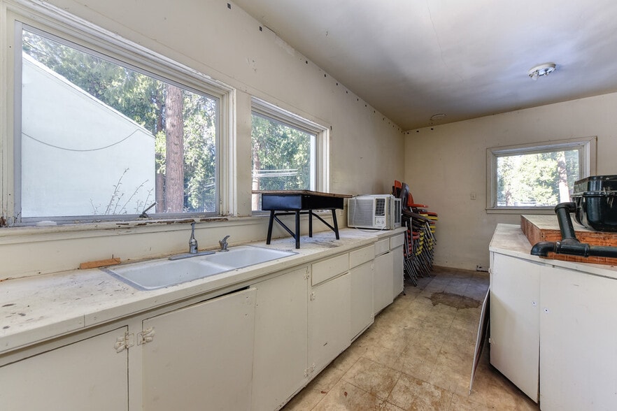 More Photos Of 6290 Pony Express Trl, Pollock Pines Schools For Sale