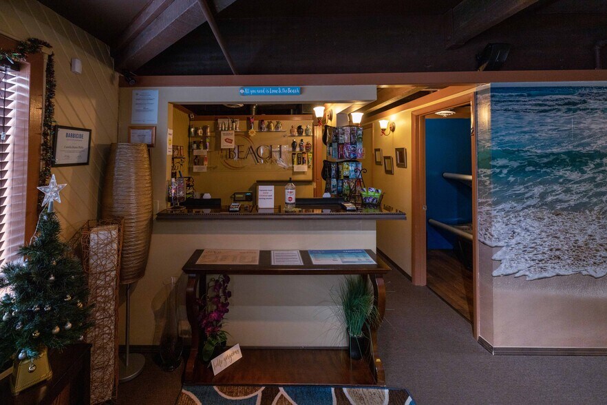 More Photos Of 502 E John St, Champaign Unknown For Lease