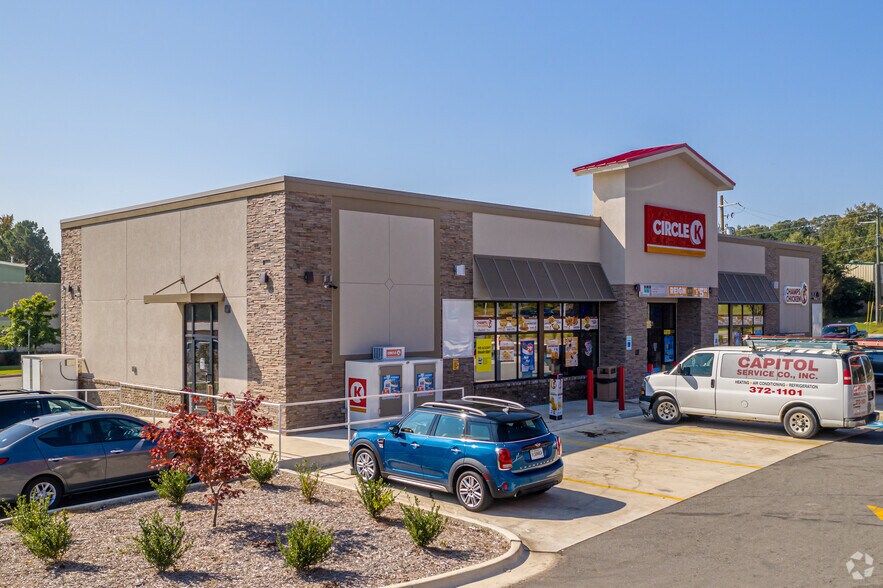 Primary Photo Of 4715 S Shackleford Rd, Little Rock Convenience Store For Sale
