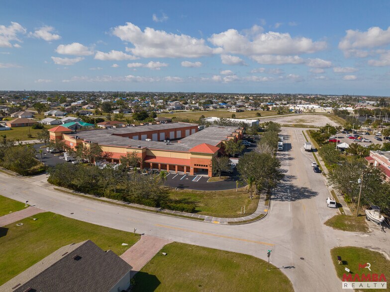 More Photos Of 413 NE Van Loon Ln, Cape Coral Light Distribution For Sale