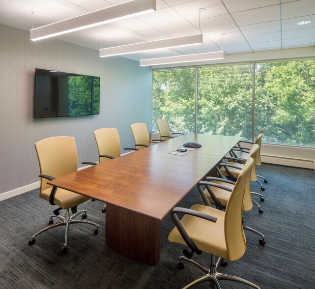 More Photos Of 301 Lippincott Dr, Marlton Office For Lease