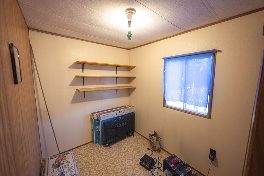 More Photos Of 56309 Range 13 rd, Onoway Trailer Camper Park For Sale