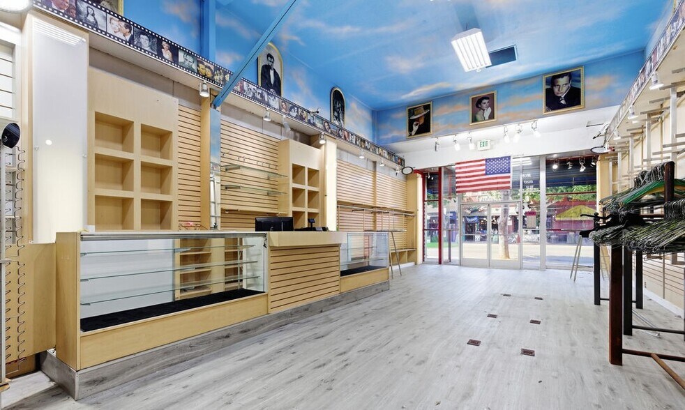 More Photos Of 6670 Hollywood Blvd, Los Angeles Storefront For Lease
