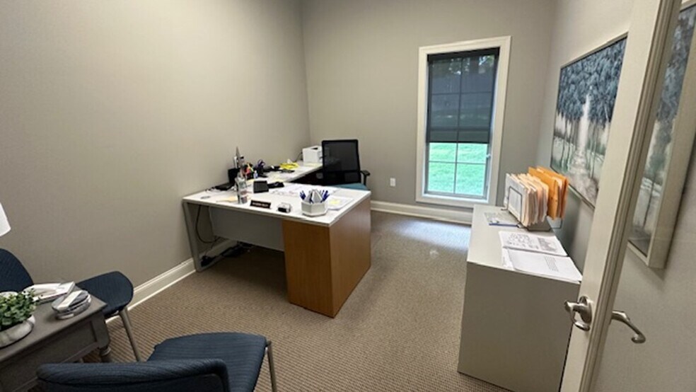 More Photos Of 7165 Getwell Rd, Southaven Office For Lease