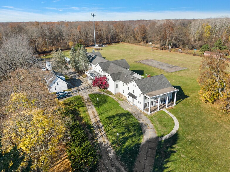 More Photos Of 9334 North River Rd, Algonac Congregate Senior Housing For Sale