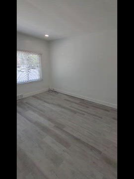 More Photos Of 801 W 11 Mile Rd, Royal Oak Office For Lease