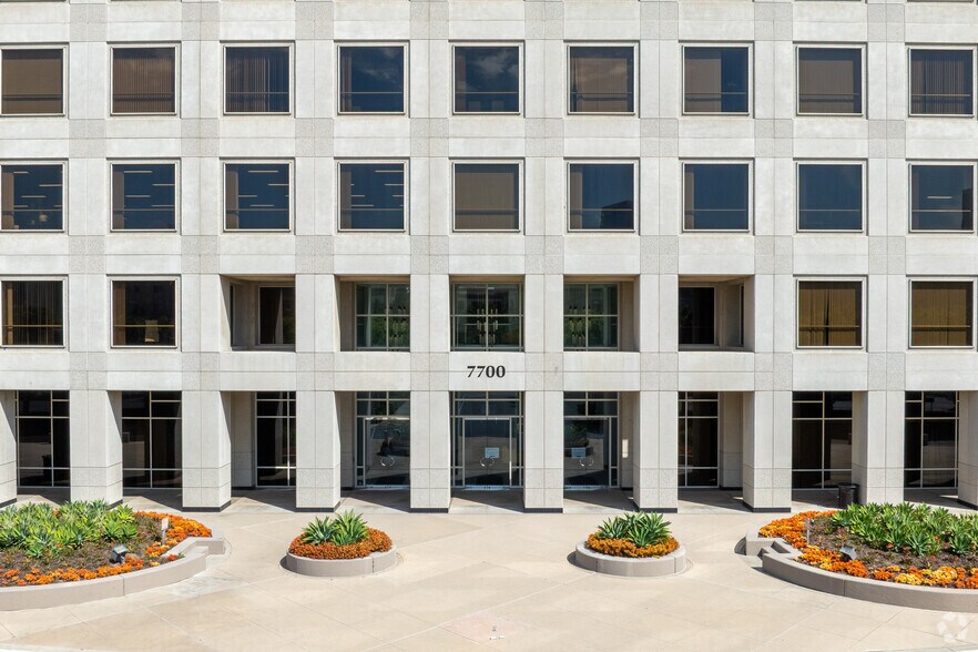 More Photos Of 7700 Irvine Center Dr, Irvine Office For Lease