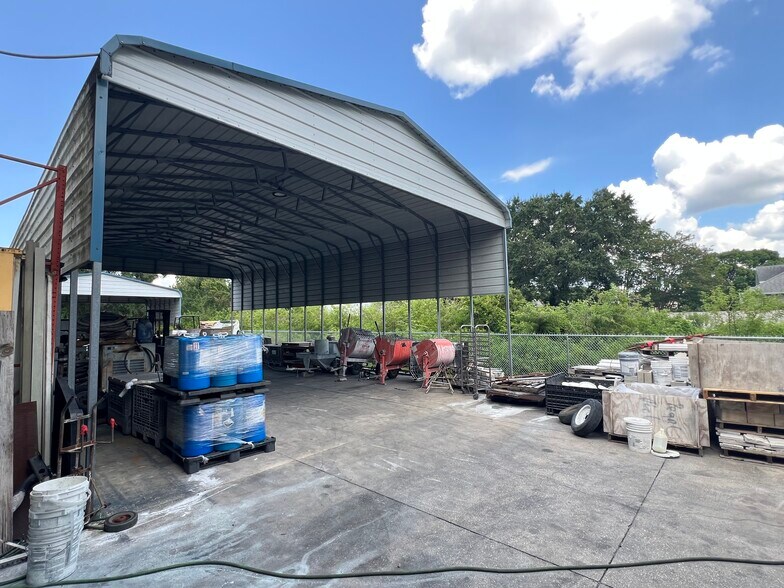 More Photos Of 2710 Pemberton Dr, Apopka Warehouse For Sale