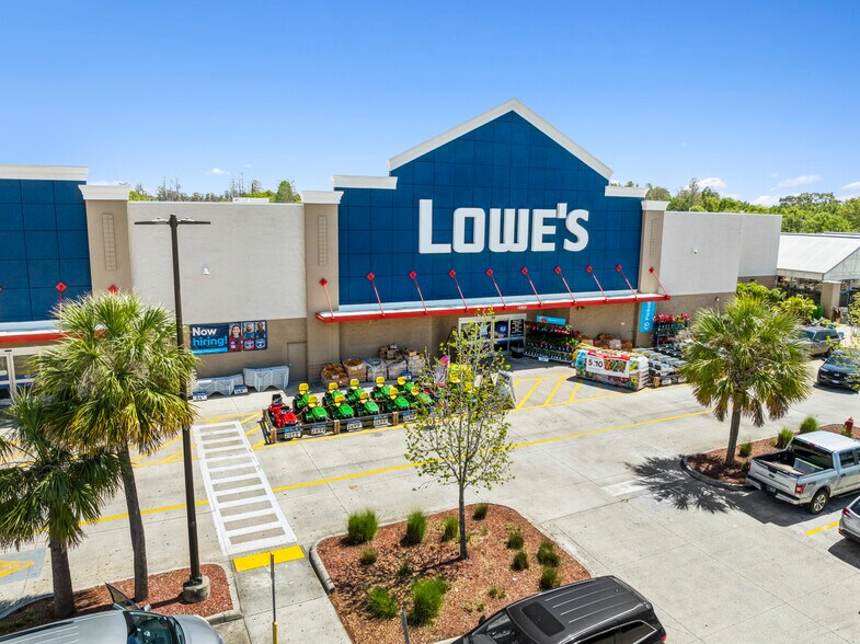 More Photos Of 12901 N Dale Mabry Hwy, Tampa Freestanding For Sale