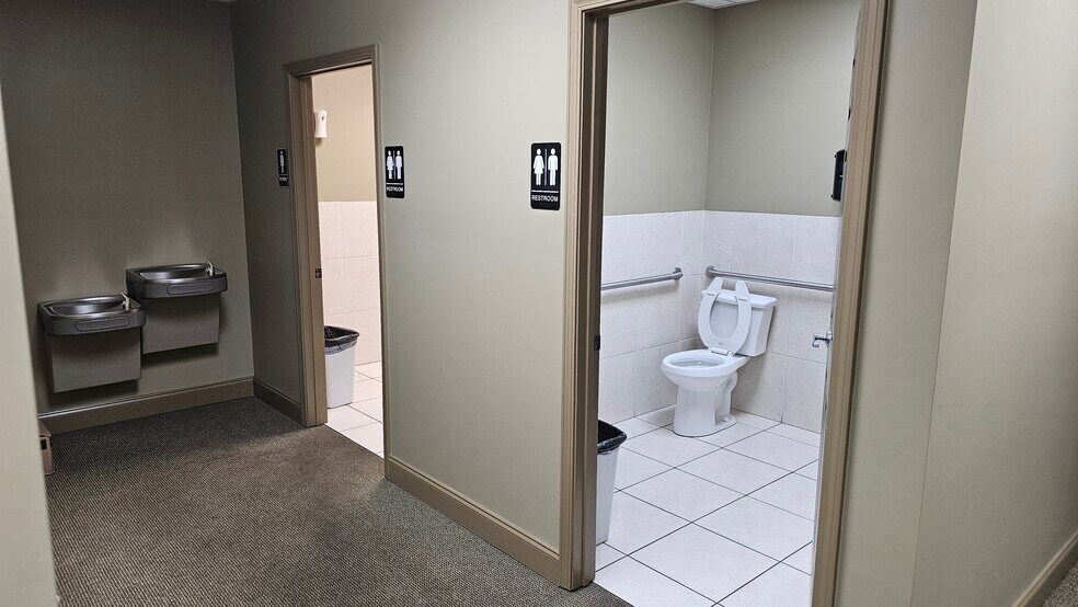 More Photos Of 130 Celtic Blvd, Tyrone Warehouse For Sale