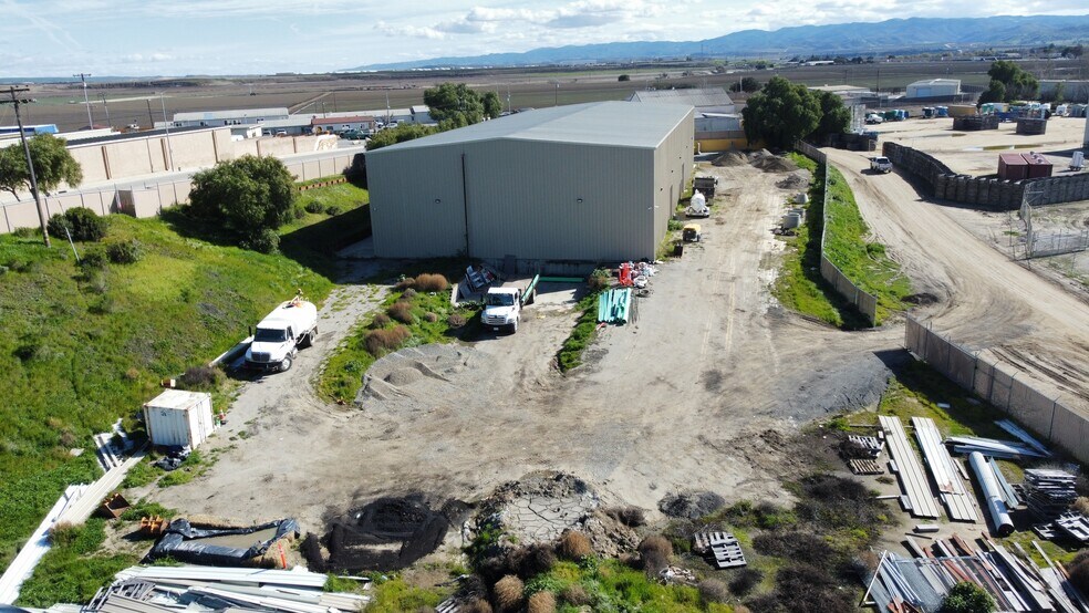 More Photos Of 151-161 Airport Rd, King City Warehouse For Sale