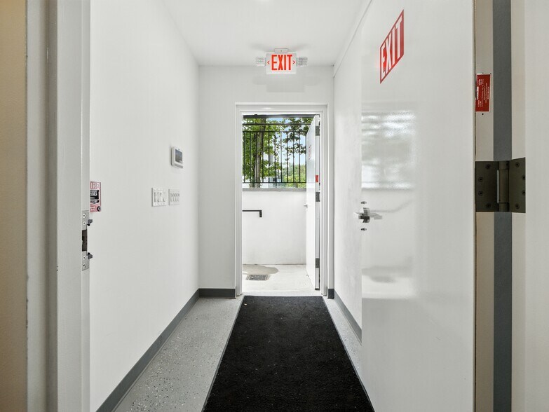 More Photos Of 831 Hamilton St, Somerset Freestanding For Sale