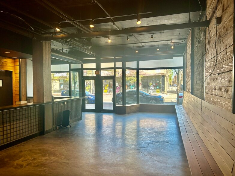 More Photos Of 1615-1637 W Howard St, Chicago Apartments For Lease