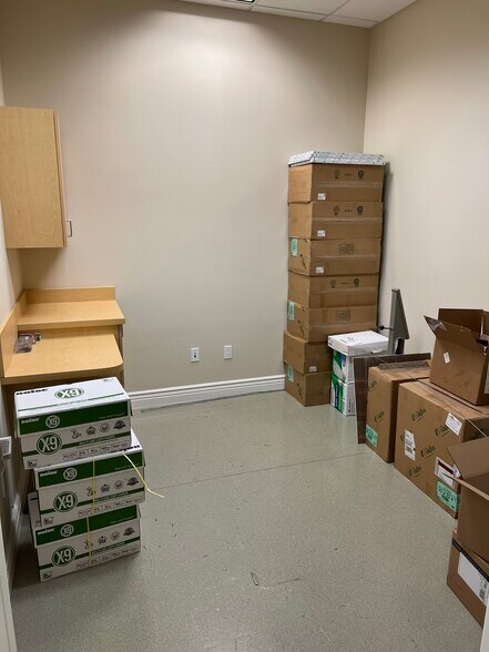 More Photos Of 3109 45th St, West Palm Beach Medical For Lease