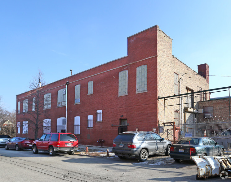 Primary Photo Of 4847-4849 W Grand Ave, Chicago Warehouse For Sale