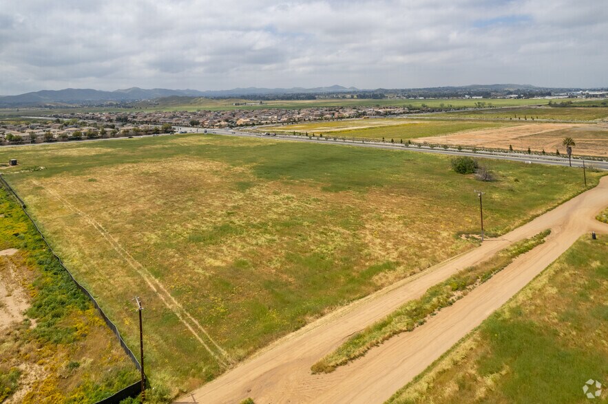 More Photos Of 25245 Ethanac Rd, Menifee Land For Sale