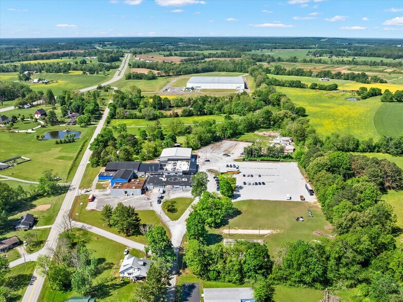 More Photos Of 601 School St, Morrison Light Distribution For Sale