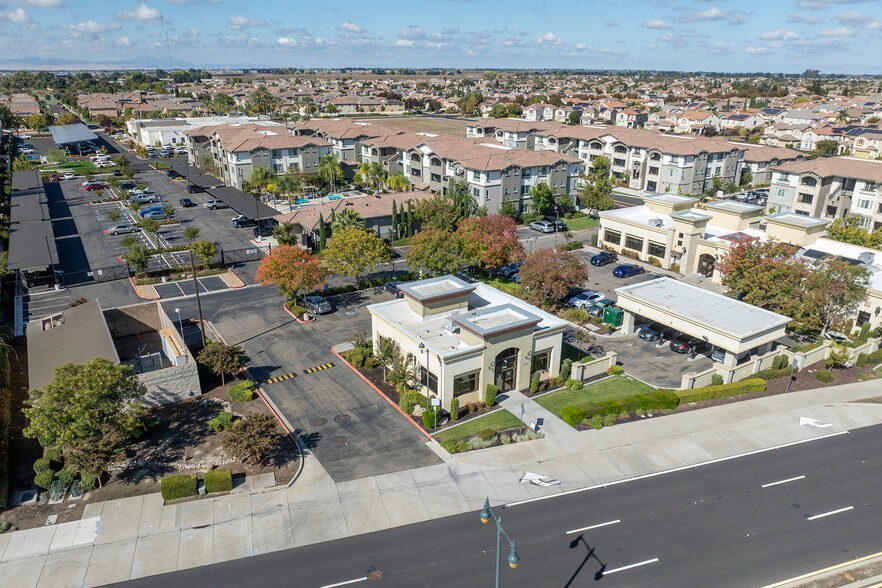 More Photos Of 17259 Golden Valley Pky, Lathrop Office For Lease