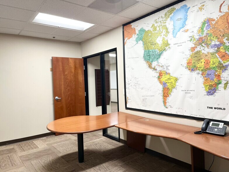 More Photos Of 13405 Folsom Blvd, Folsom Office For Lease