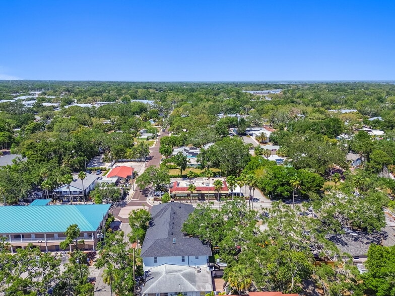 More Photos Of 454 Main St, Safety Harbor Storefront Retail Residential For Sale