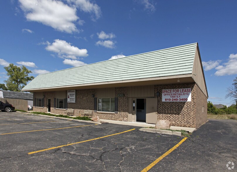 Primary Photo Of 8359-8365 S State Rd, Goodrich Freestanding For Lease