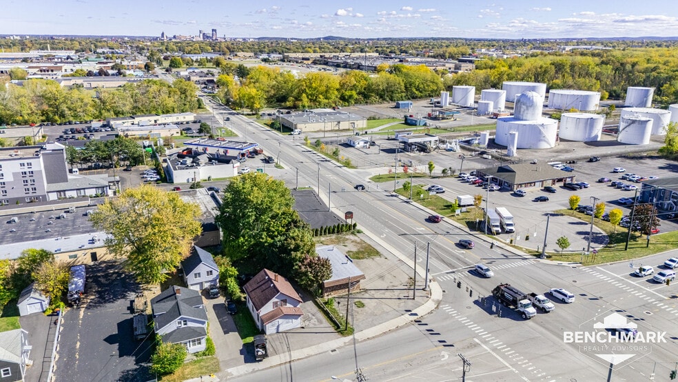More Photos Of 2032 Lyell Ave, Rochester Fast Food For Sale