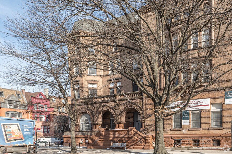 More Photos Of 19 Rogers Ave, Brooklyn Office For Lease