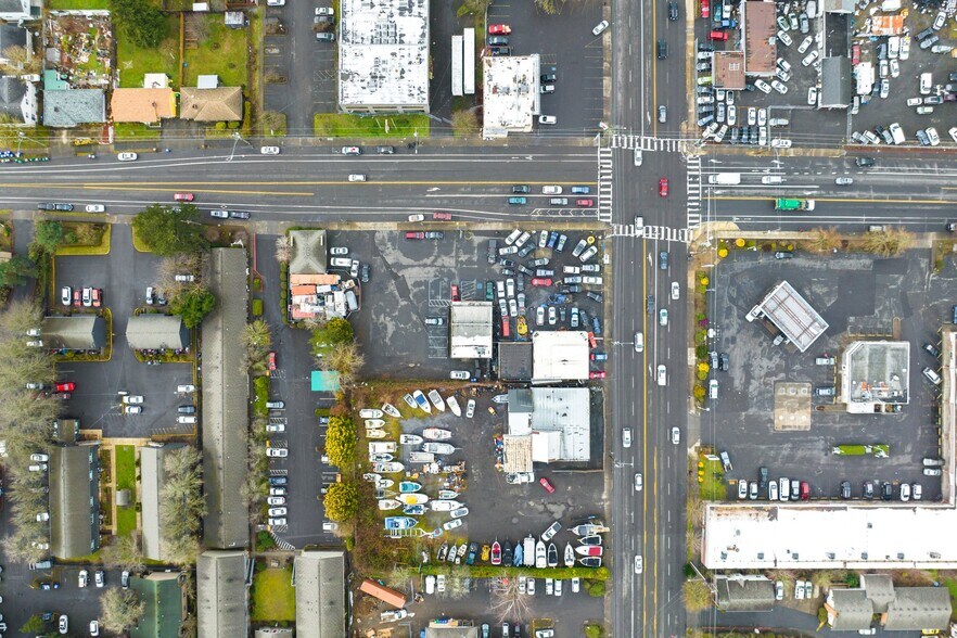 More Photos Of 520 SE 148th Ave, Portland Freestanding For Sale