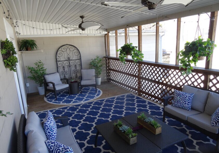 More Photos Of 1500 Pulaski Ave, Coal Township Specialty For Sale